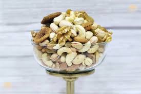 5 Best Indian Snacks for Pregnancy Cravings
