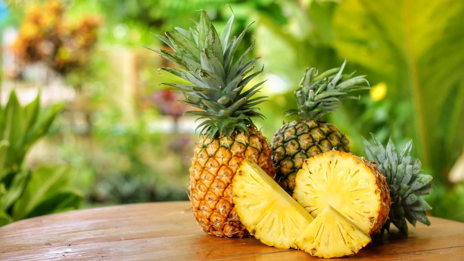Pineapple for Glowing Skin in summers